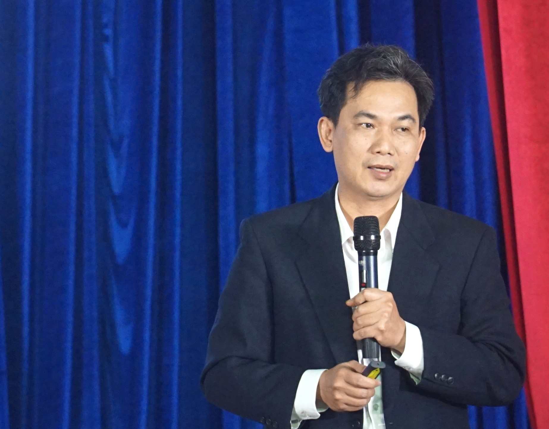 TS Huynh Anh Huy, Dai hoc Can Tho cho rang nhieu giao vien chua san sang voi mo hinh day hoc ket hop. Anh: Nhat Ho