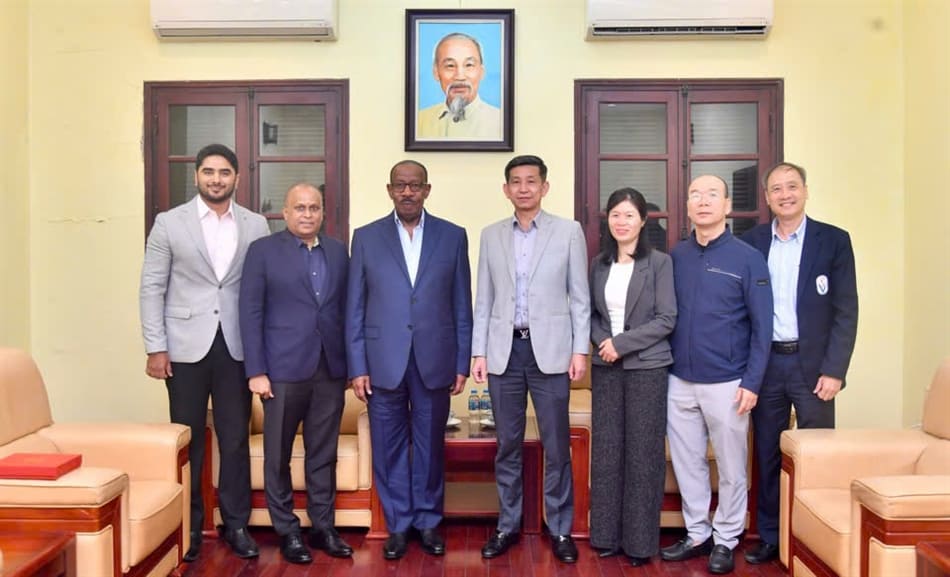 The President of the Asian Athletics Confederation is working in Vietnam. Photo: Vietnam Department of Physical Education and Sports.