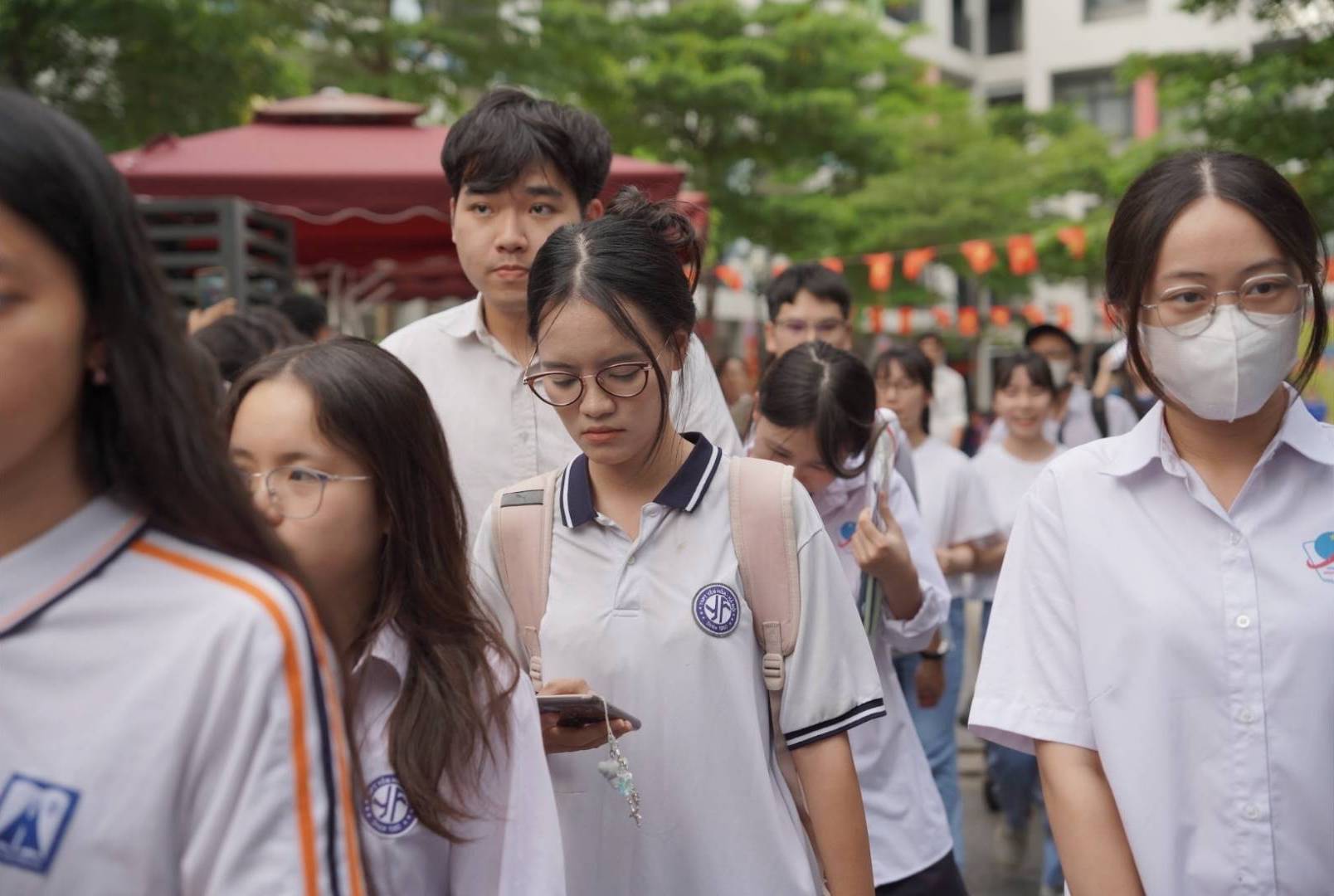 Candidates taking the 2025 high school graduation exam. Photo: Vu Linh