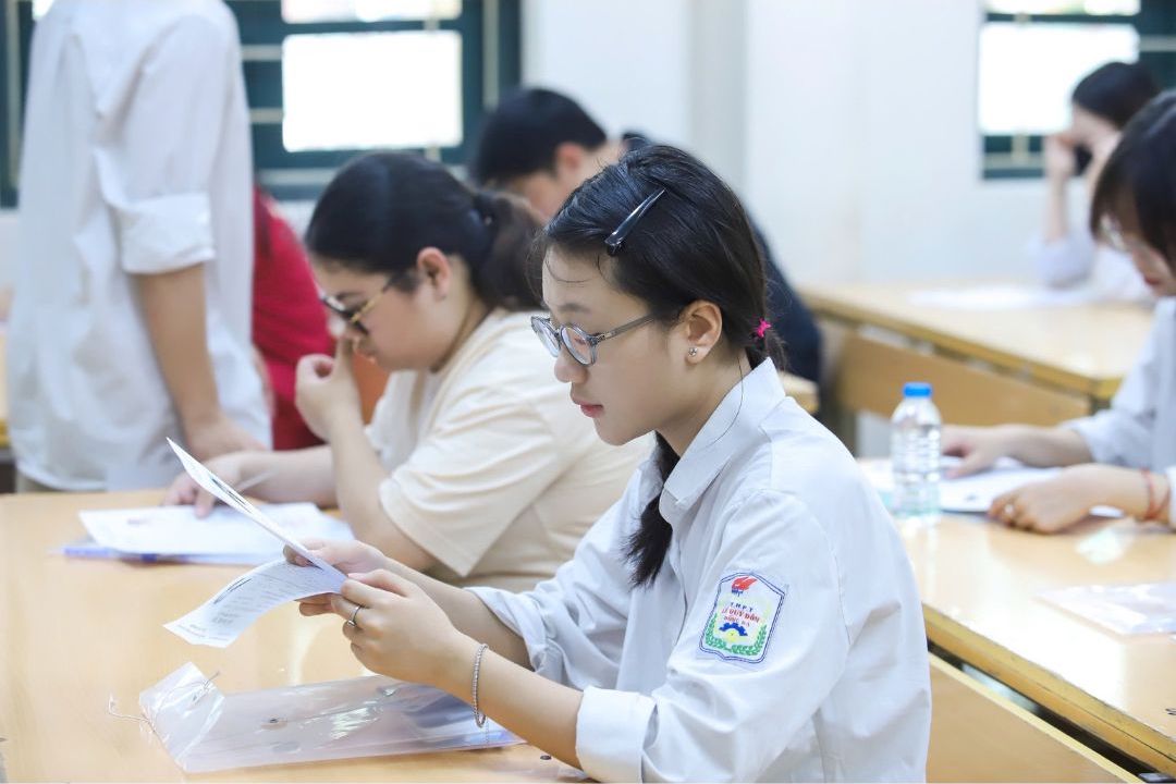 School counseling needs to focus on students. Photo: Van Trang