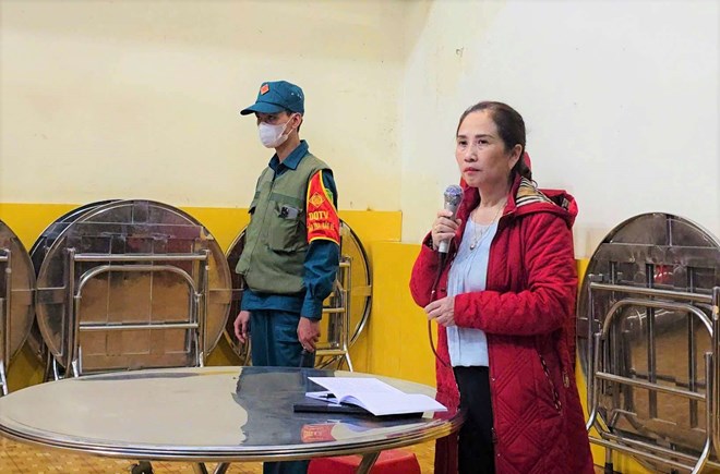 Cách hết chức vụ trong Đảng của nữ hiệu trưởng bị tố sử dụng thực phẩm bẩn