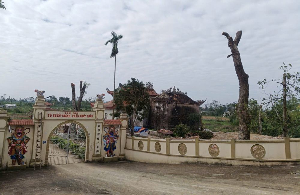 Den tho To Hien Thanh - Tran Khac Chan (o xa Hoang Giang, tinh Thanh Hoa). Anh: Quach Du