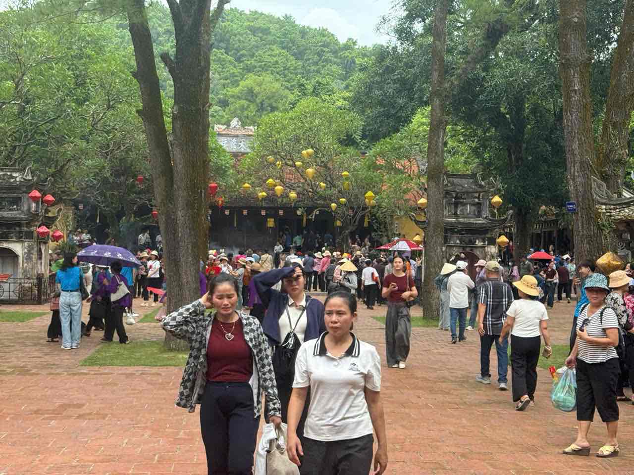 El animado festival de otoño de Con Son - Kiep Bac despues de ser reconocido como Patrimonio de la Humanidad. Foto: Comite Organizador
