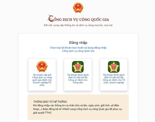 Người dân mua bảo hiểm y tế online cho hộ gia đình cần đăng nhập vào Cổng Dịch vụ công quốc gia. Ảnh: DVCQG