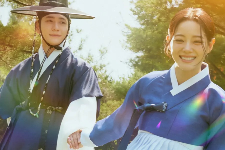 Kang Tae Oh and Kim Se Jeong are praised for being a beautiful couple and acting well together. Photo: Producer