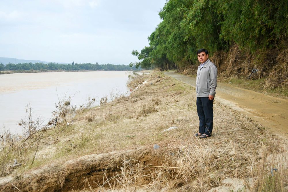 Da Nang cong bo tinh huong khan cap thien tai tai nhieu diem sat lo nguy hiem. Anh: Tran Thi