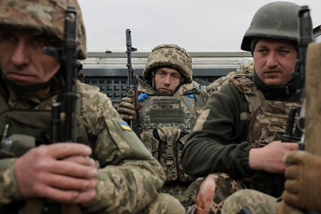 Ukrainian soldiers on the front line. Photo: AFP