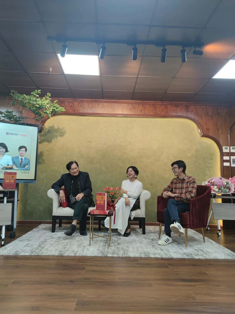 Nhac si Duong Thu (ao den), tac gia 