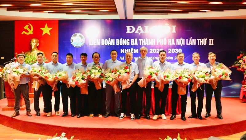 Ban chap hanh HNFF nhiem ky moi. Anh: VFF