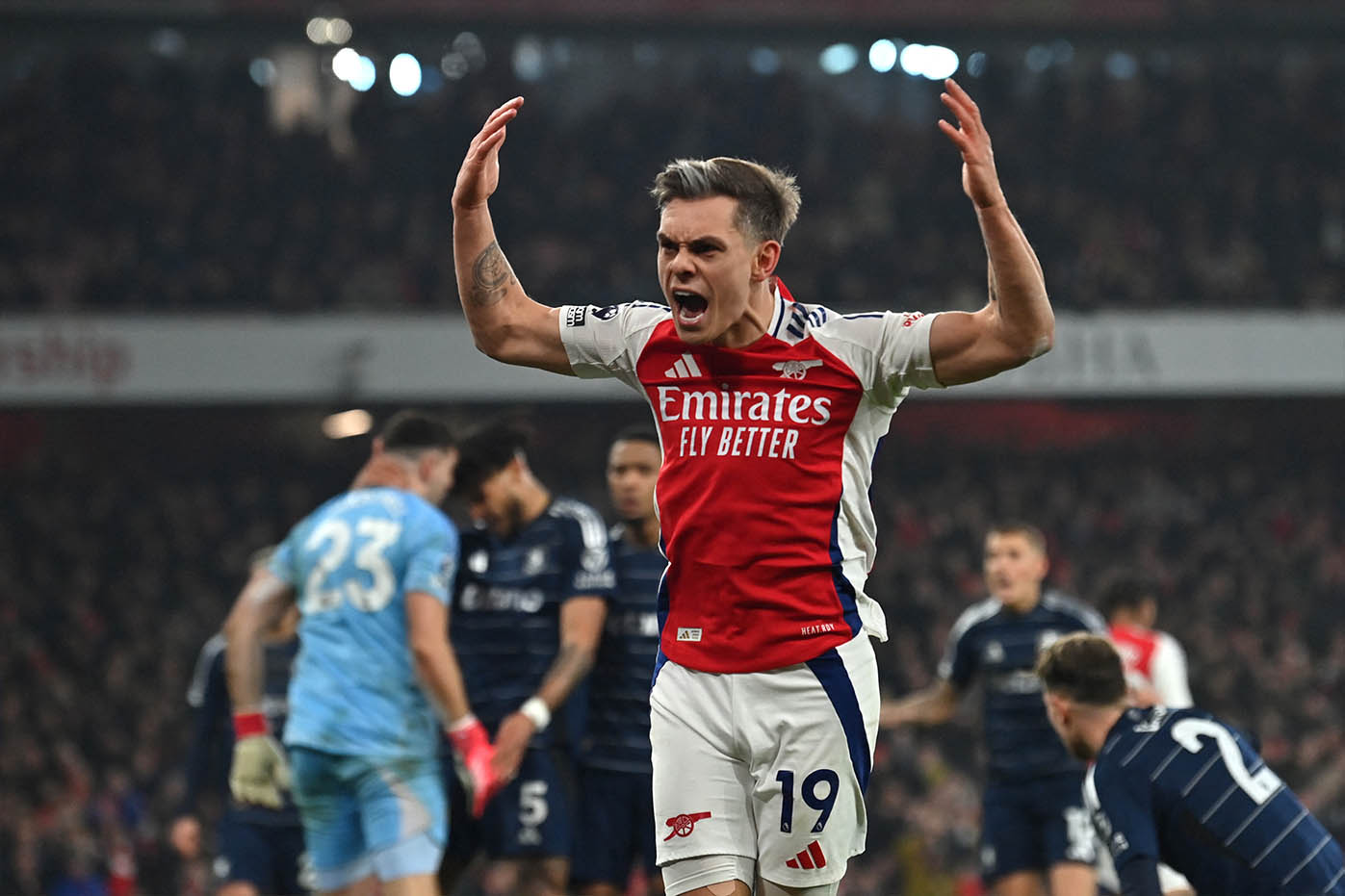 Leandro Trossard la bai tay cua Arsenal. Anh: AFP