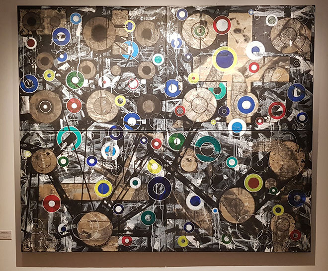 Mot so tac pham tai trien lam. Anh: Quynh An