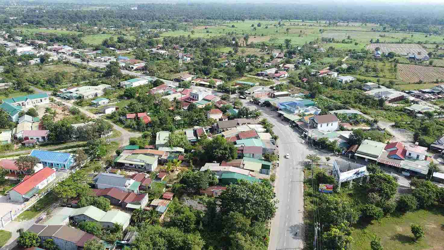 ブオンドンコミューン(ダクラク省)は、2025年から2030年までの少数民族および山岳地帯の社会経済発展に力を注いでいます。写真:バオラム