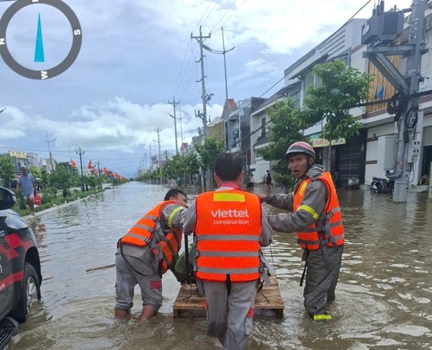 Nhung nguoi linh Viettel luon bam tru kien cuong giu mach thong tin