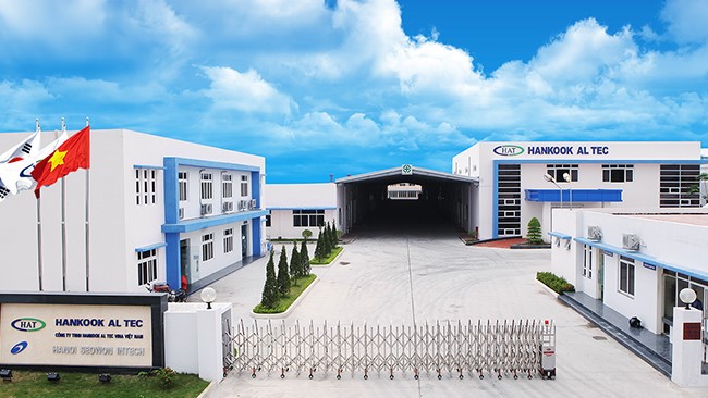 Hankook Al Tec Vina Company Limited (in Dong Van I Industrial Park, Dong Van Ward, Ninh Binh Province) was fined VND450 million for violating regulations on environmental protection. Photo: Dieu Anh