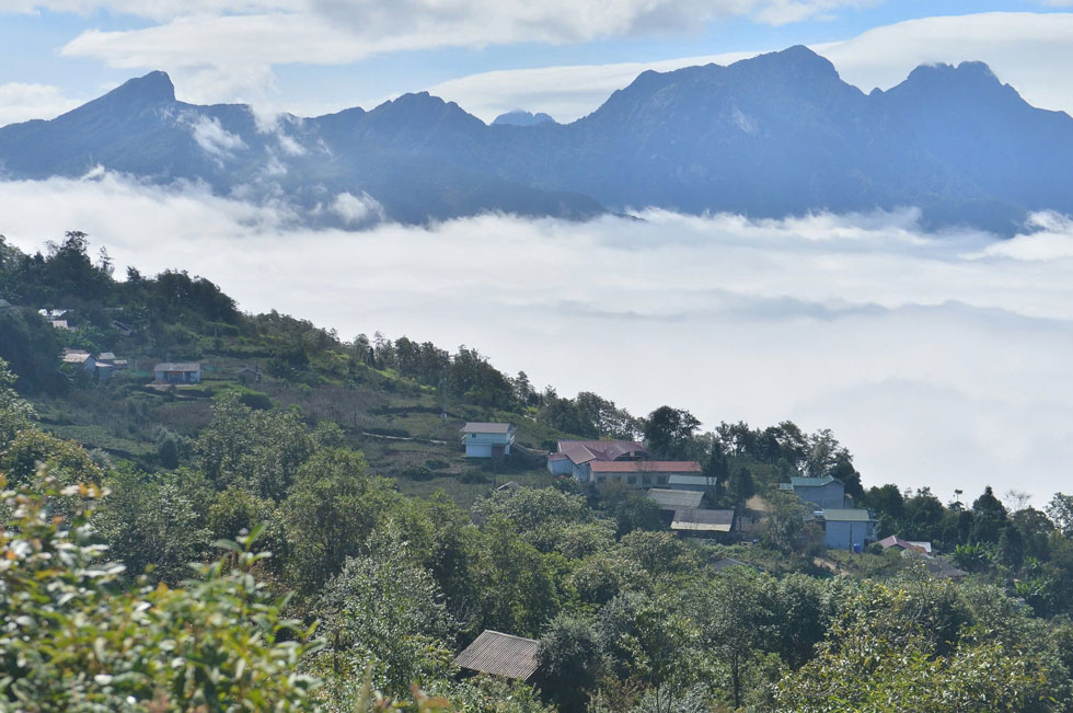 According to locals, this year the clouds have appeared more regularly and lasted longer than usual. There were days when I stood right in my yard and couldn’t see the road below.