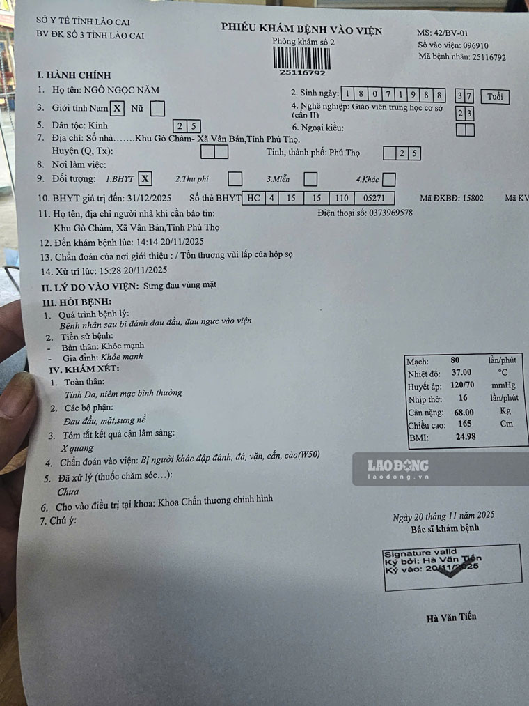 Phieu kham benh vao vien cua thay giao Ngo Ngoc Nam. Anh: NVCC