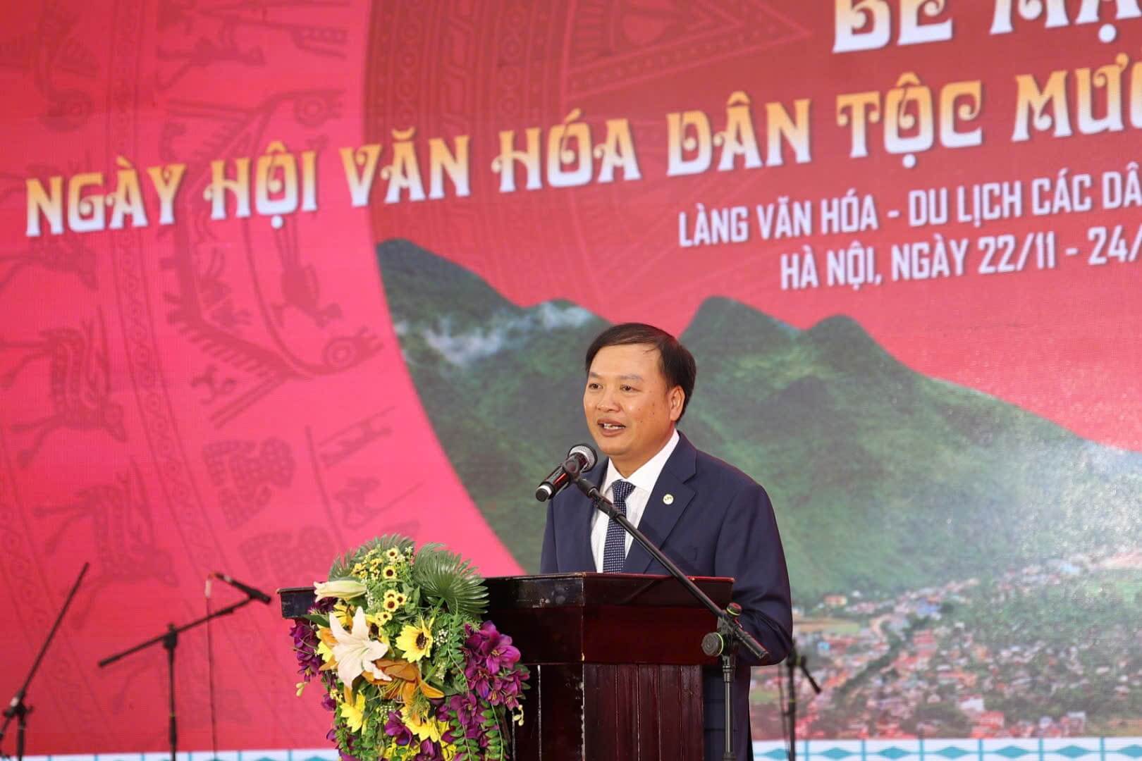 Ông Trịnh Ngọc Chung - Cục trưởng Cục Văn hóa các dân tộc Việt Nam phát biểu bế mạc. Ảnh: Lê Tuyến