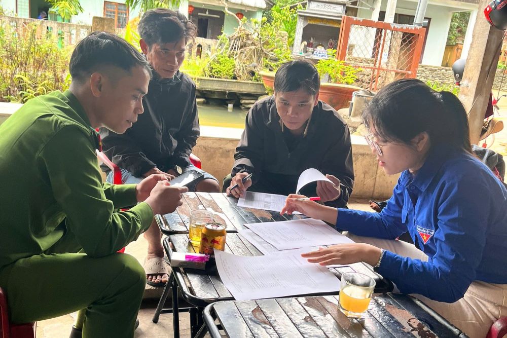 Da Nang hoan thanh thu thap du lieu dat dai sau hon 3 tuan “di tung ngo, go tung nha”. Anh: Tran Thi