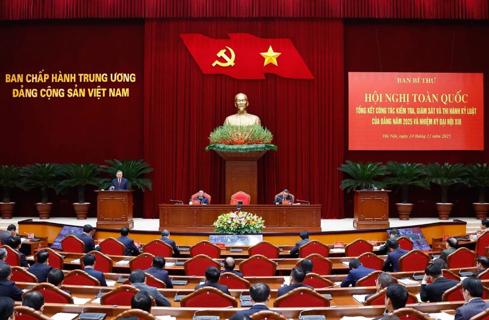 Hoi nghi toan quoc tong ket cong tac kiem tra, giam sat va thi hanh ky luat cua Dang. Anh: TTXVN