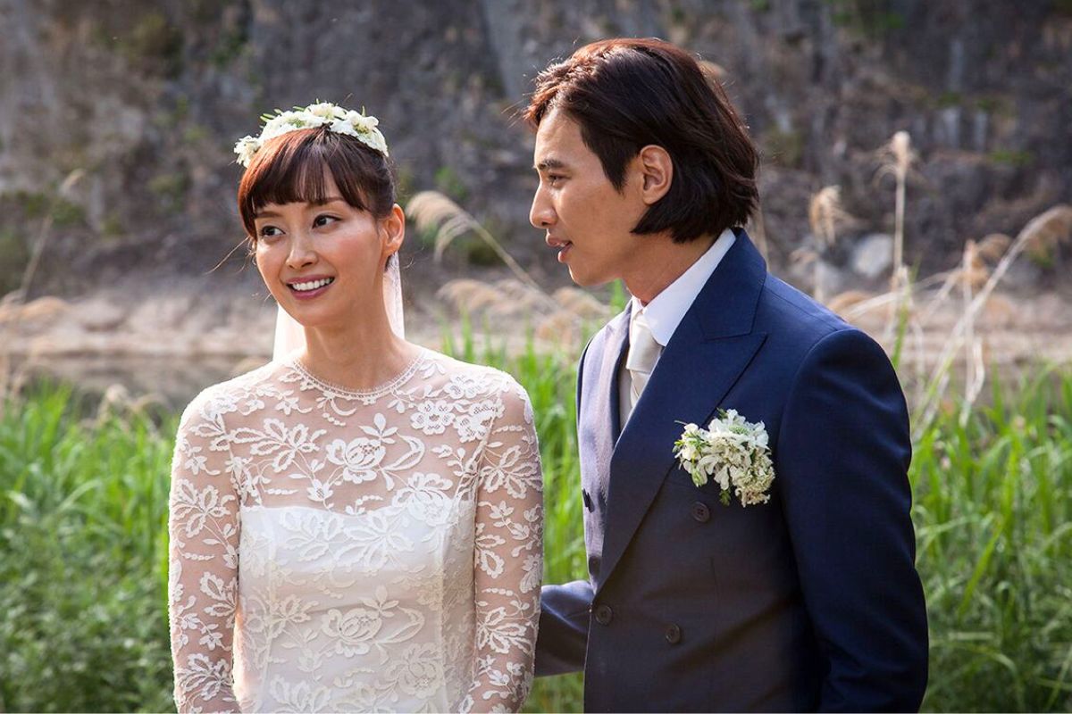 Won Bin va Lee Na Young to chuc hon le gian di, khong moi nguoi noi tieng. Anh: Lotte