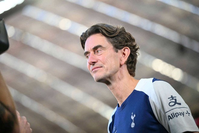 Thomas Frank esta bajo mucha presion con el Tottenham. Foto: AFP