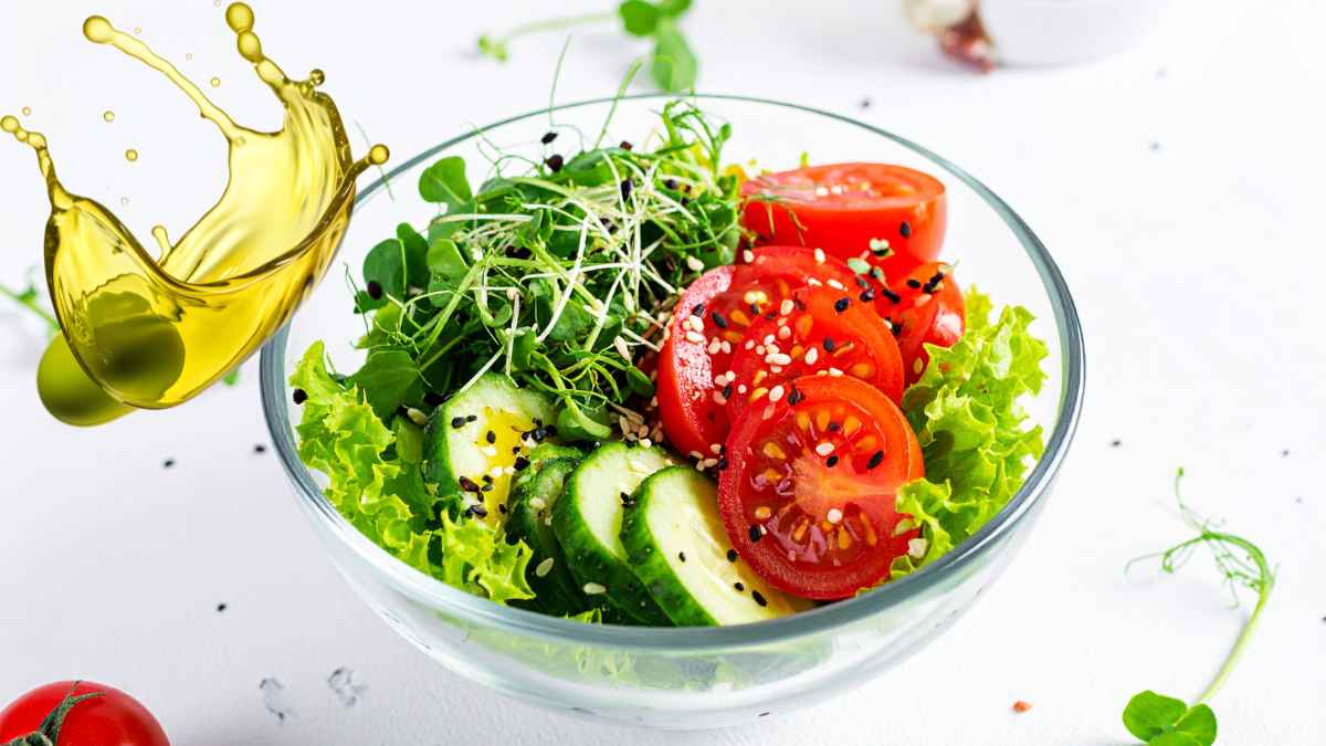 겨자채 오이 당근을 올리브 오일과 섞어 요리하면 요산 배출을 효과적으로 지원하는 데 도움이 됩니다. 사진: Canva