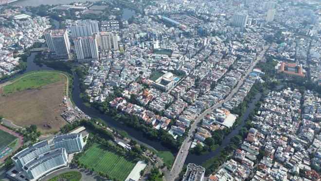 Du an rach Xuyen Tam du da khoi cong tat ca 3 goi thau xay lap nhung con vuong mat bang. Anh: Anh Tu 