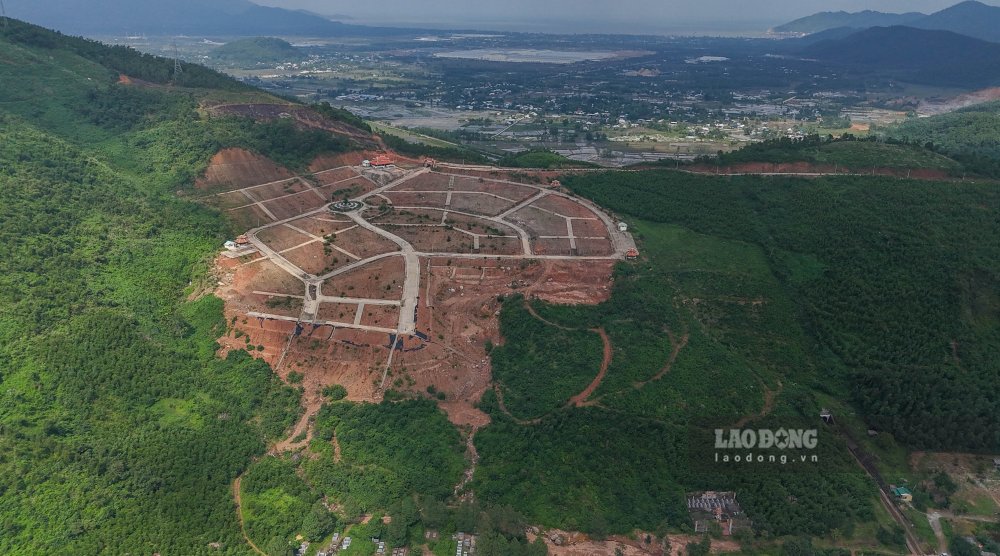 Tren hinh la toan canh Du an Ha tang mo rong Nghia trang nhan dan Truong Dong tai xa Chan May – Lang Co duoc UBND tinh Thua Thien Hue (nay la TP Hue) phe duyet tu nam 2019, voi tong von gan 40 ti dong cho giai doan 1. 
