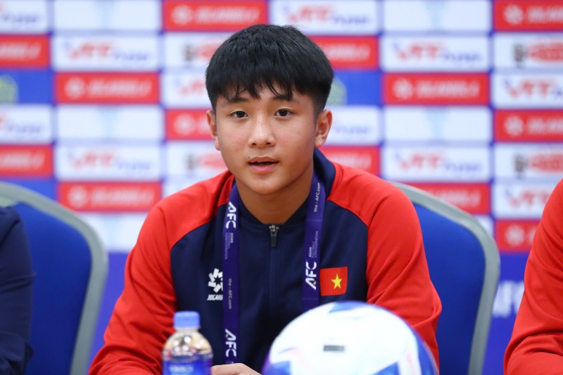 Manh Quynh ghi 2 ban thang va 2 kien tao cho U17 Viet Nam. Anh: Minh Dan