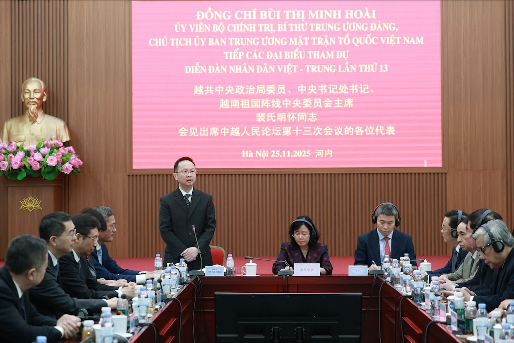 Ong Ton Hoc Khanh - Pho Hoi truong Hoi Huu nghi doi ngoai nhan dan Trung Quoc phat bieu tai buoi tiep. Anh: Hai Nguyen