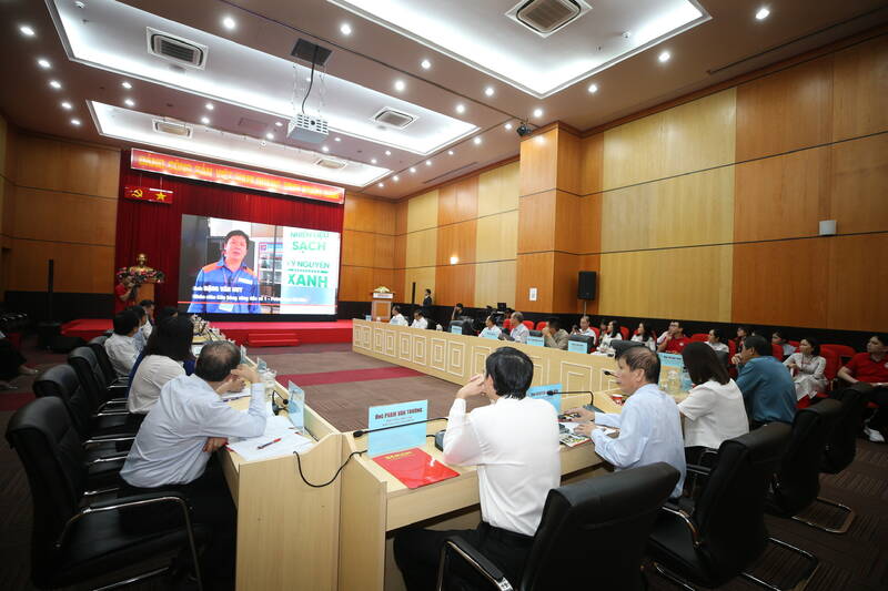 Toa dam ve su dung xang sinh hoc E10: Phat trien ben vung