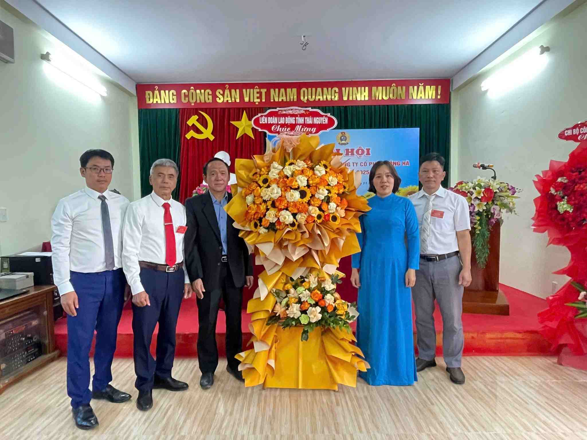 Dai hoi Cong ty Co phan Hong Ha Bac Kan. Anh: LDLD tinh Thai Nguyen