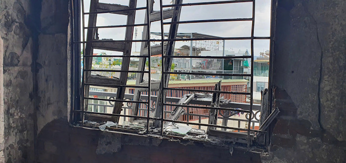 The fire burned down the third floor of a house in Nha Trang. Photo: Phuong Linh
