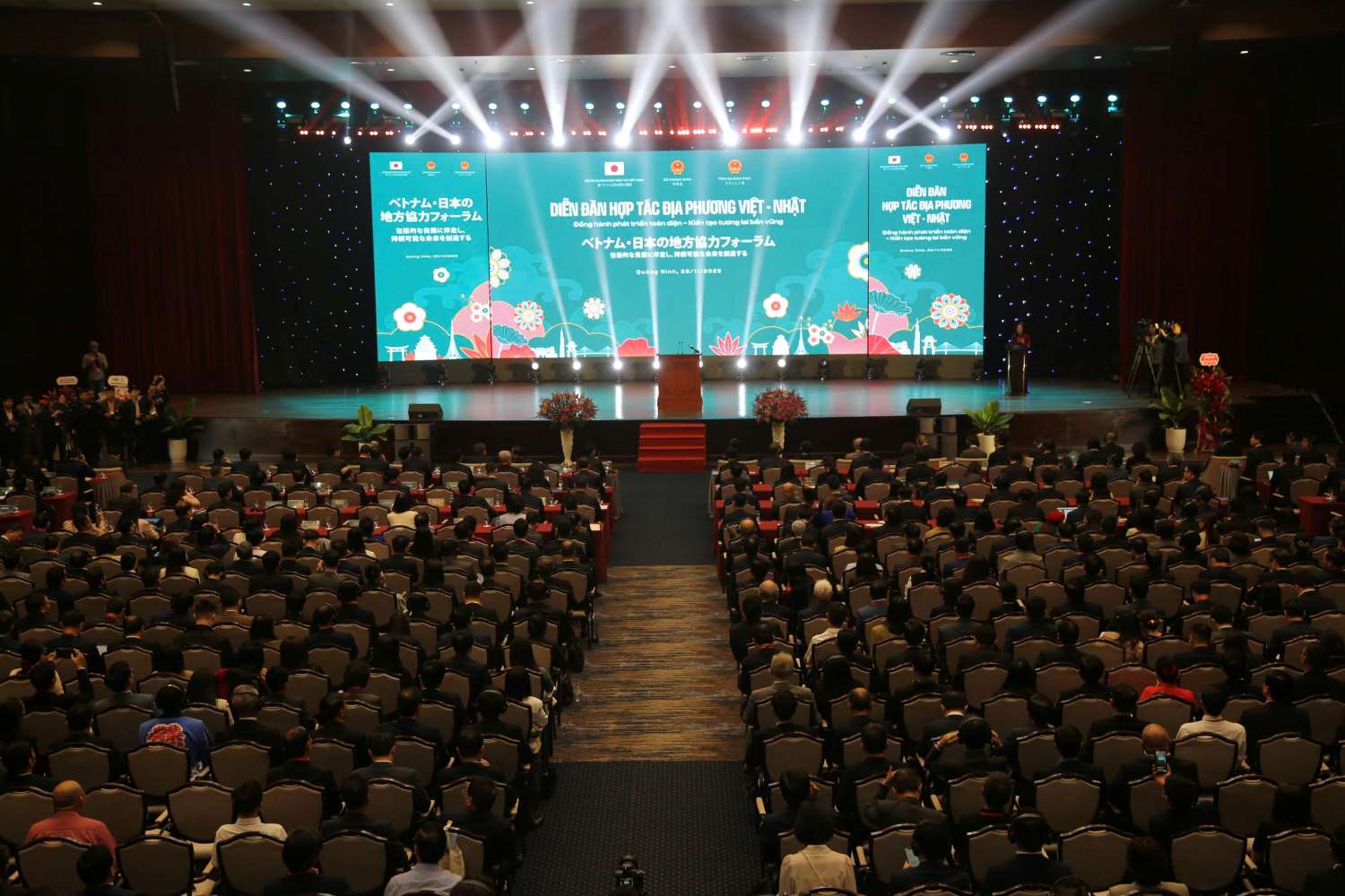 Dien dan hop tac dia phuong Viet - Nhat tai Quang Ninh. Anh: Nguyen Hung