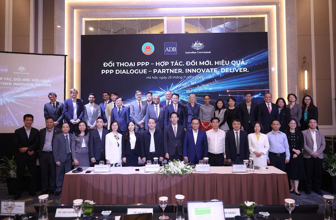 Dai bieu tham du buoi doi thoai PPP - Hop tac, doi moi, hieu qua. Anh: Tuyet Lan