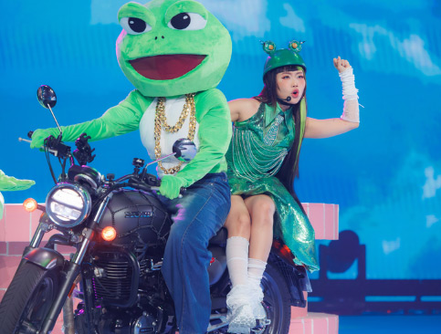 Tiet muc “Ech ngoai day gieng” cua Phuong My Chi. Anh: Nha san xuat