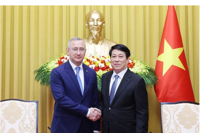 Politburo member and President Luong Cuong received Mr. Vladislav Valerievich Shapsha, Governor of Kaluga province, Russian Federation. Photo: VNA