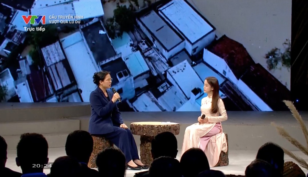 Ba Ha Thi Nga tai chuong trinh 