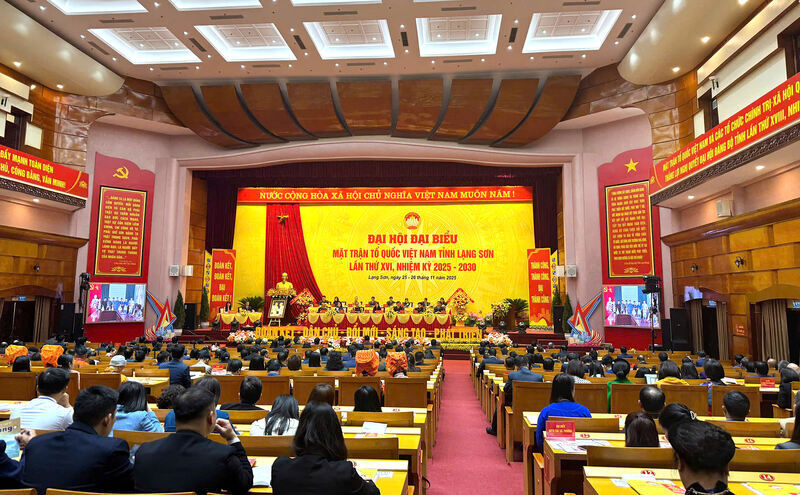 Vista general del XVI Congreso de Representantes del Frente de la Patria de Vietnam en la provincia de Lang Son mandato 2025-2030. Foto: Khanh Linh