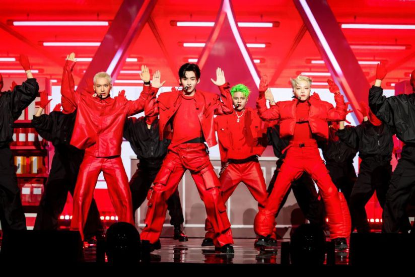 L'équipe de production vietnamienne prouve sa capacité grâce à des programmes grandioses de niveau international. Photo : Producteur