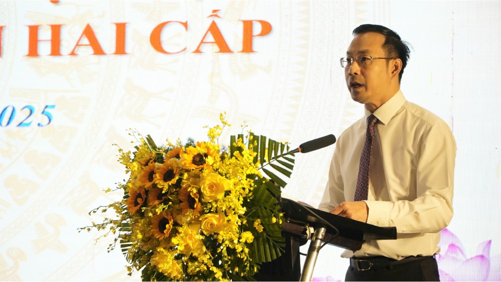 Chu tich HDND tinh An Giang Nguyen Thanh Nhan phat bieu tai hoi nghi. Anh: Nguyen Anh