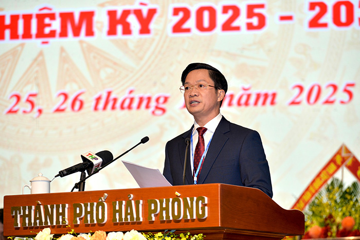 El Sr. Pham Van Lap - Subsecretario del Comite del Partido de la ciudad fue elegido por Hiep thuong para ocupar el cargo de Presidente del Comite del Frente de la Patria de la ciudad de Hai Phong para el mandato 2025-2030. Foto: Minh Hung