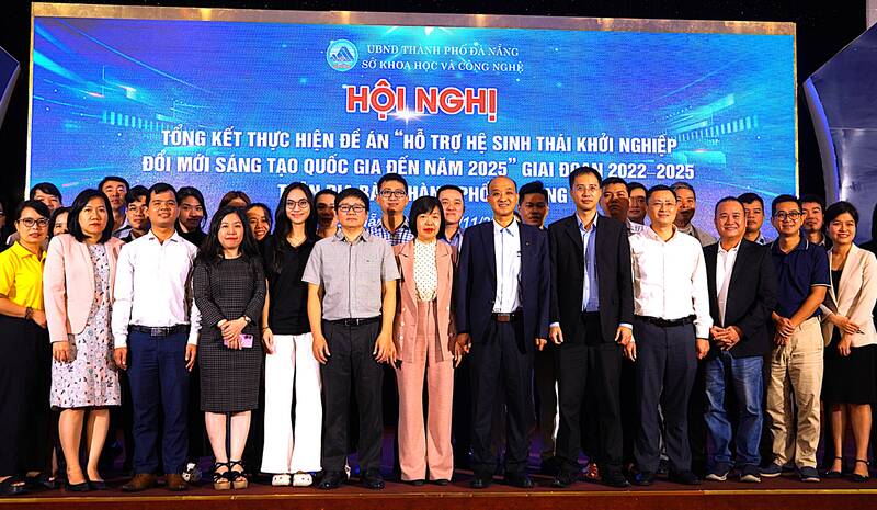 On November 26, the Department of Science and Technology of Da Nang City held a conference to summarize the implementation of the Project "Supporting the national innovative startup ecosystem until 2025", period 2022-2025. Photo: Da Nang City People's Committee