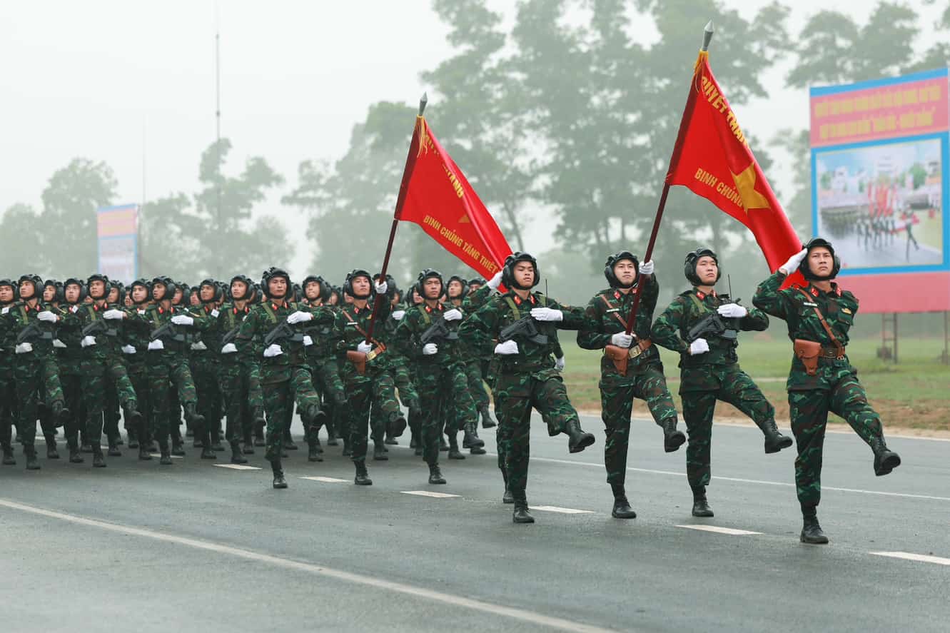 2 personnes de l'armée ont été proposées pour recevoir le titre de 'héros des forces armées populaires' pendant la période de résistance contre les États-Unis. Photo : Hải Nguyễn
