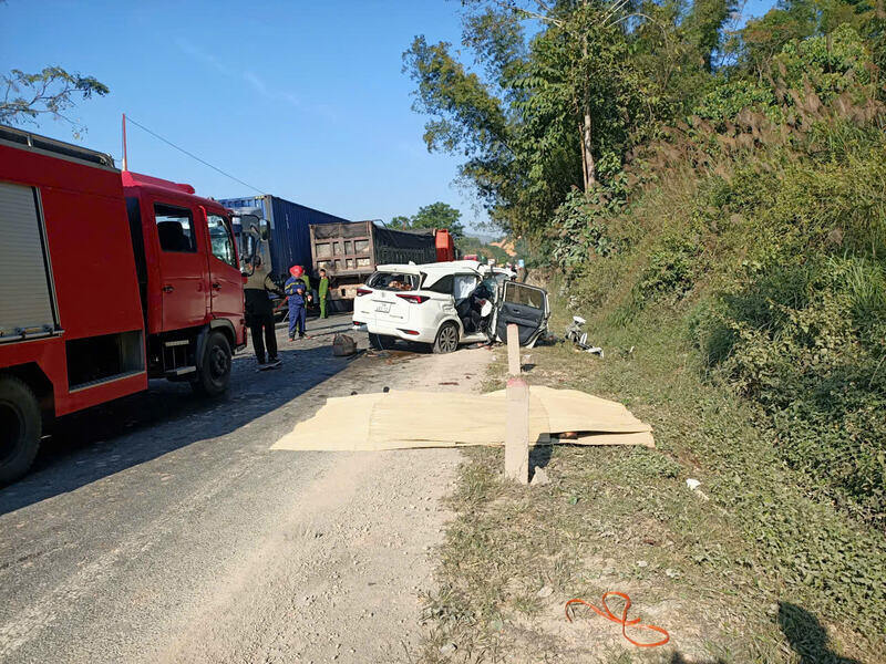 国道1A号線での重大事故で4人が即死。写真:DVCC