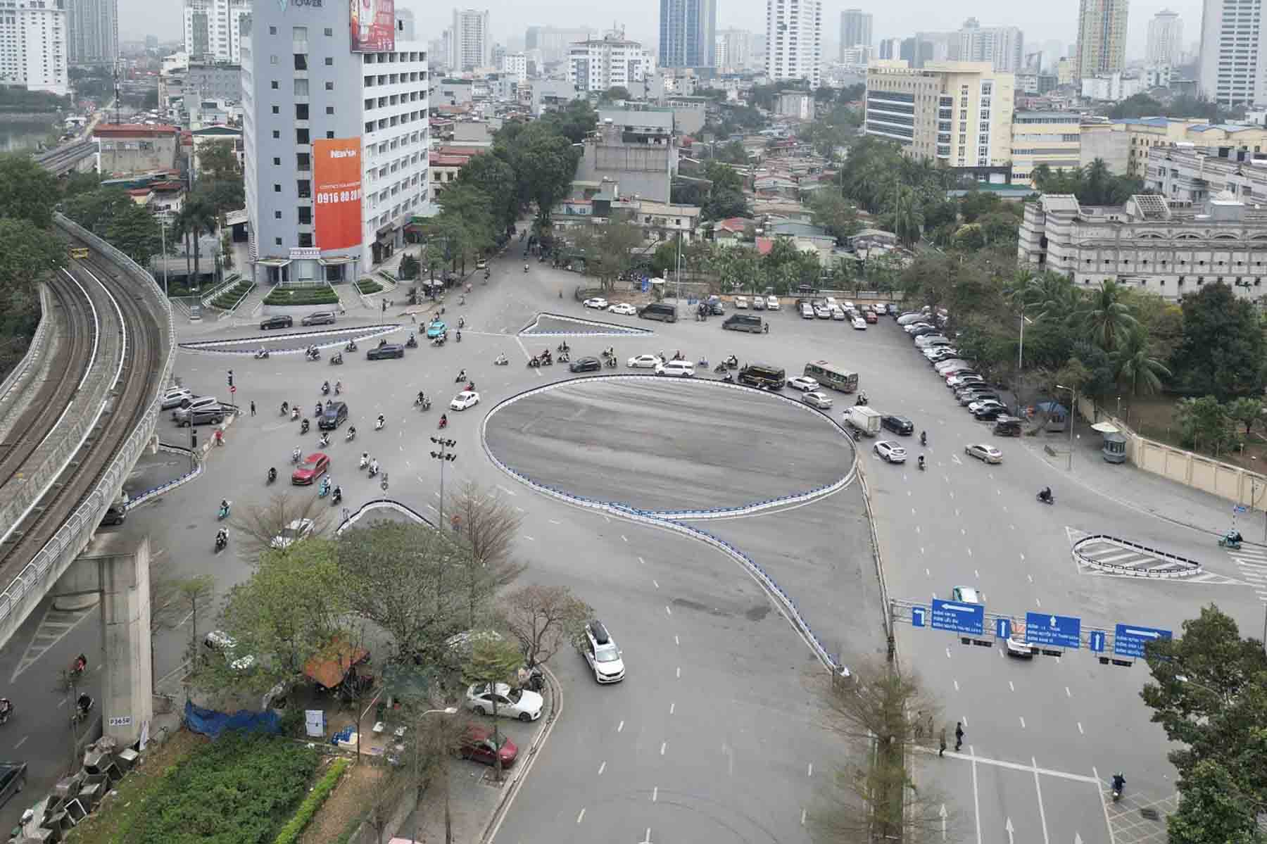 ハノイは2026年7月1日からベルト1でのガソリンバイクの走行を禁止する。写真: Song Huu