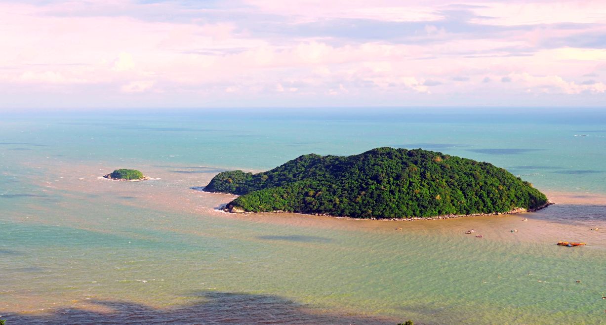 Hon Khoai、Ca Mauは、2028年に工事が完了すると陸地に接続される予定です。写真:Van Dong