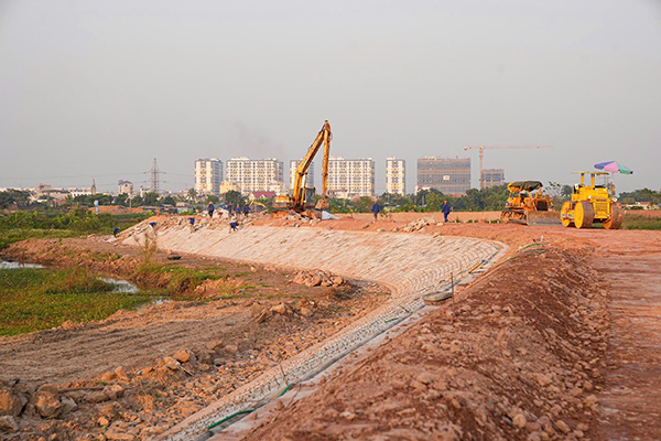 Mot tuyen de ke dang duoc cai tao tren dia ban Hai Phong. Anh: Cong TTDT Hai Phong