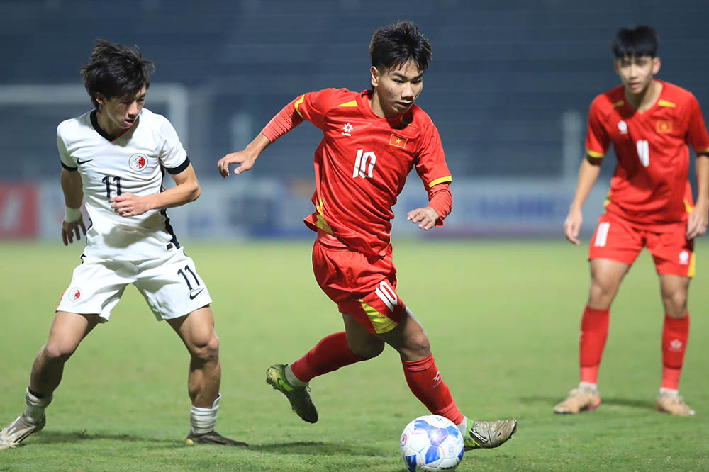 U17 Viet Nam khong gap nhieu kho khan de gianh chien thang truoc U17 Hong Kong (Trung Quoc). Anh: Minh Dan