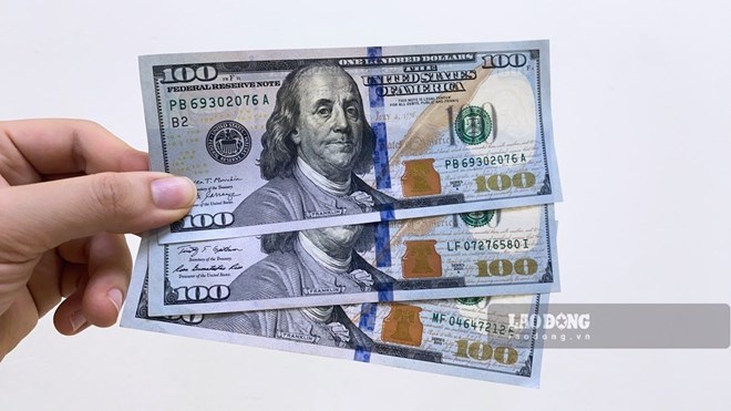 연준의 금리 인하 기대감에 달러 가치 계속 하락 DXY 급락. 사진: 하이 응우옌